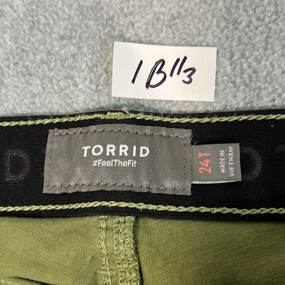 Torrid Green Jogger Pants Plus Size 24T Stretch Casual - Picture 3 of 12